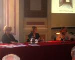 L'evento all'Archivio di Stato di Siena, 15 ottobre 2011. Da sinistra: Patrizia Turrini, unica funzionaria ancora in servizio presso l'Archivio; Carla Zarrilli, 
direttore dell'Archivio di Stato di Firenze e direttore ad interim di quello di Siena, e Bernardina Sani, professore ordinario di storia dell'arte moderna all'Università di Siena.

